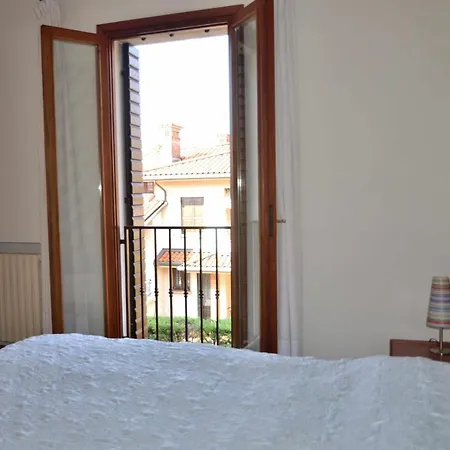 Montello A Pochi Passi Dal Centro Daire Noale