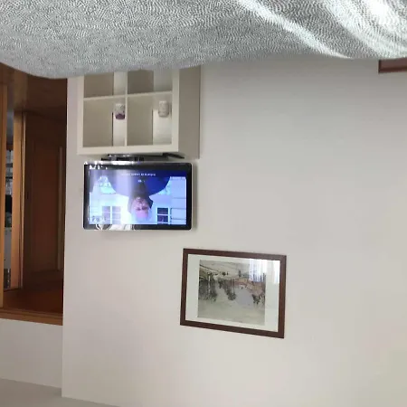 Montello A Pochi Passi Dal Centro